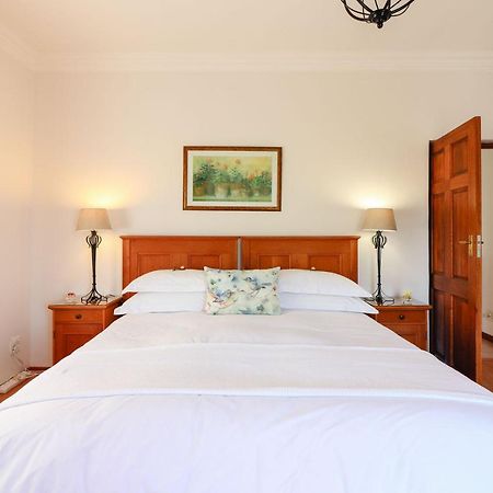 A Tuscan Villa Guest House ฟิชโฮค ภายนอก รูปภาพ