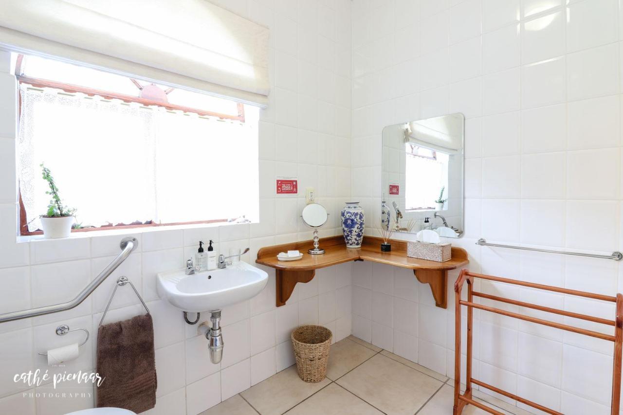 A Tuscan Villa Guest House ฟิชโฮค ภายนอก รูปภาพ