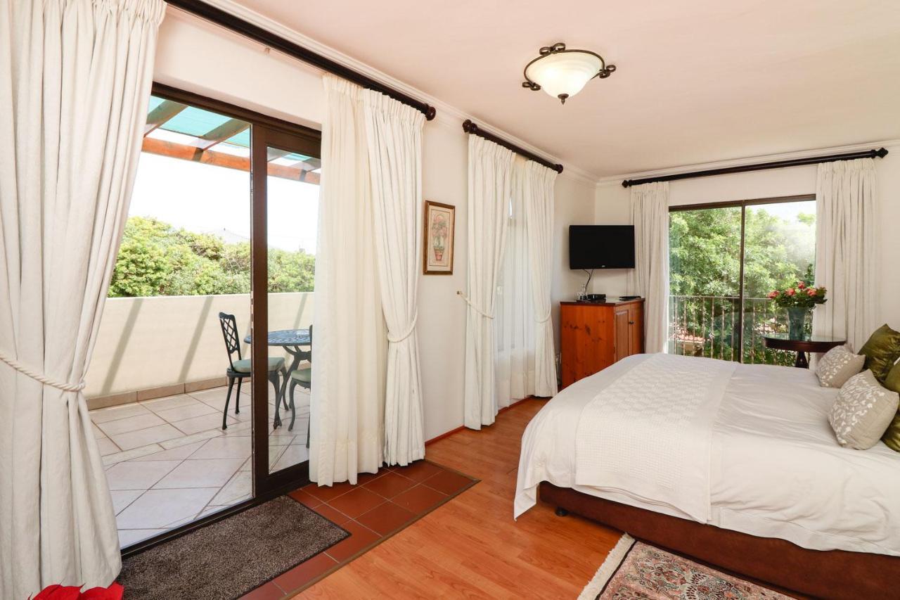 A Tuscan Villa Guest House ฟิชโฮค ภายนอก รูปภาพ