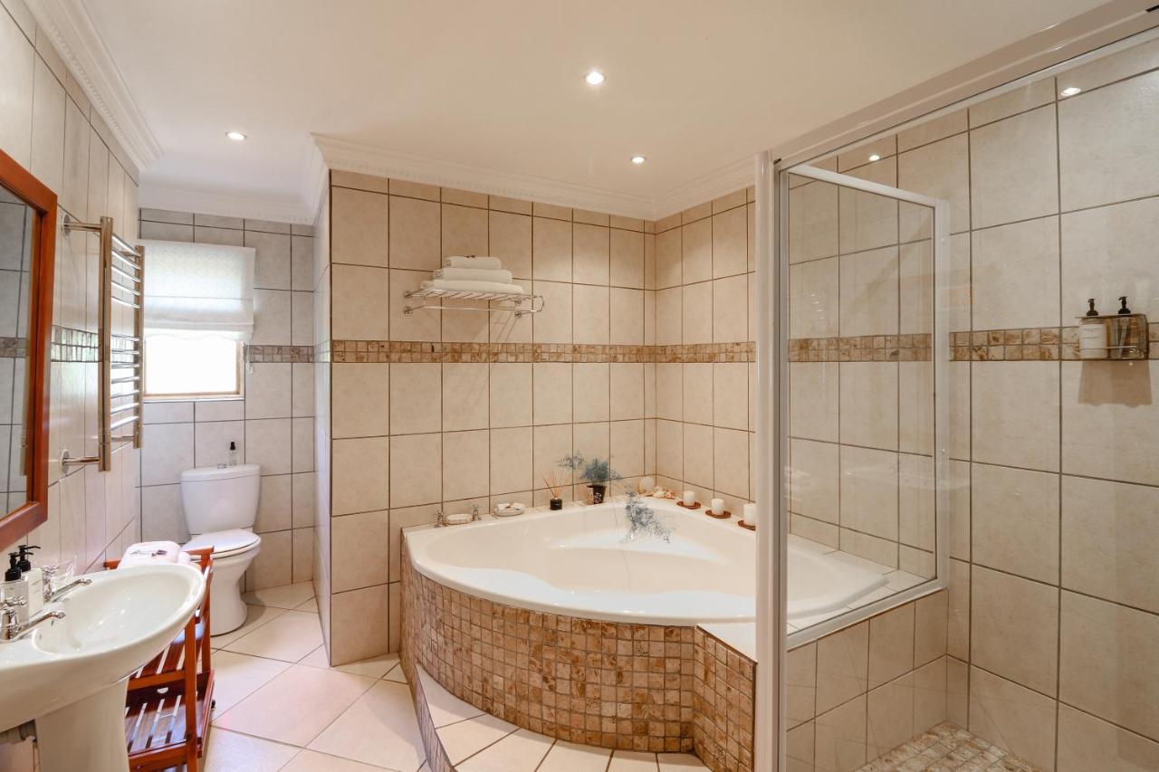 A Tuscan Villa Guest House ฟิชโฮค ภายนอก รูปภาพ